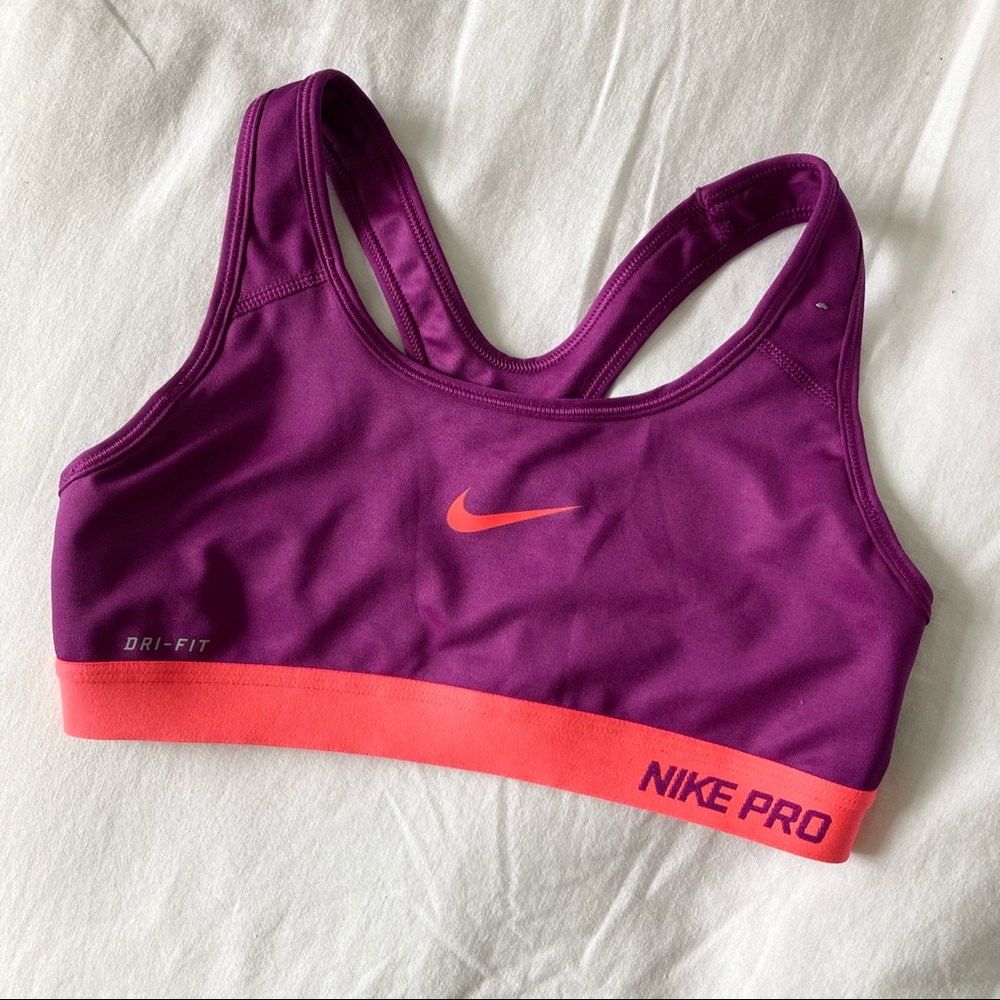 Like New Nike Pro Sports Bra Size Small